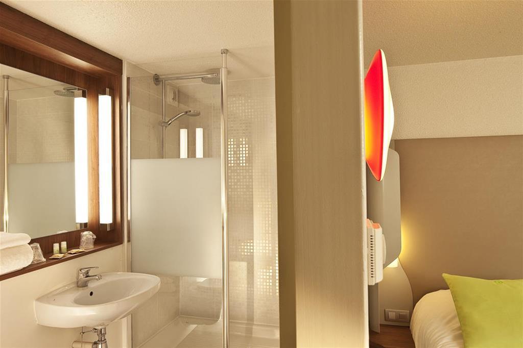 Campanile Hotel 3*